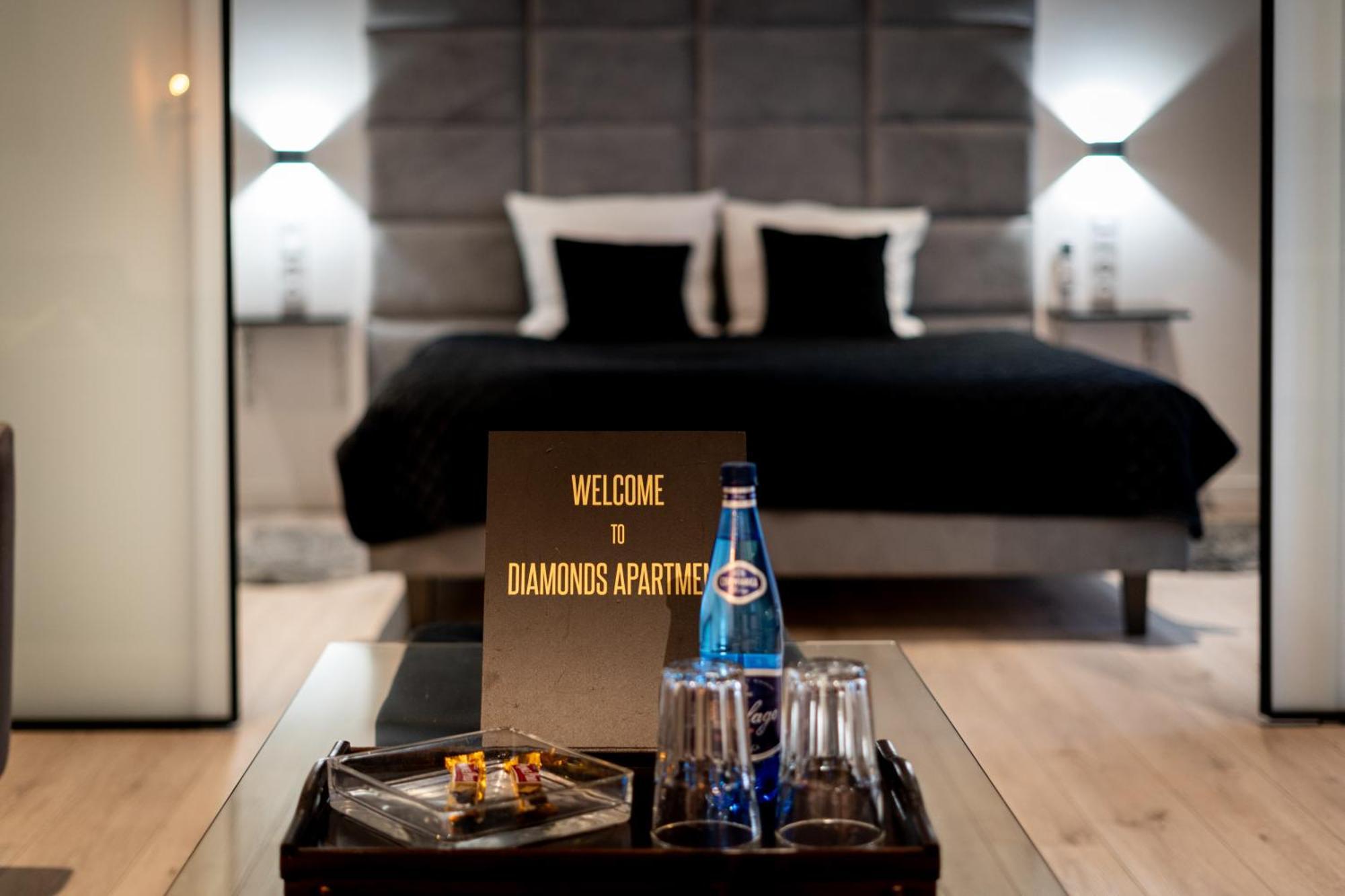 Diamonds Apartment คราคูฟ ภายนอก รูปภาพ